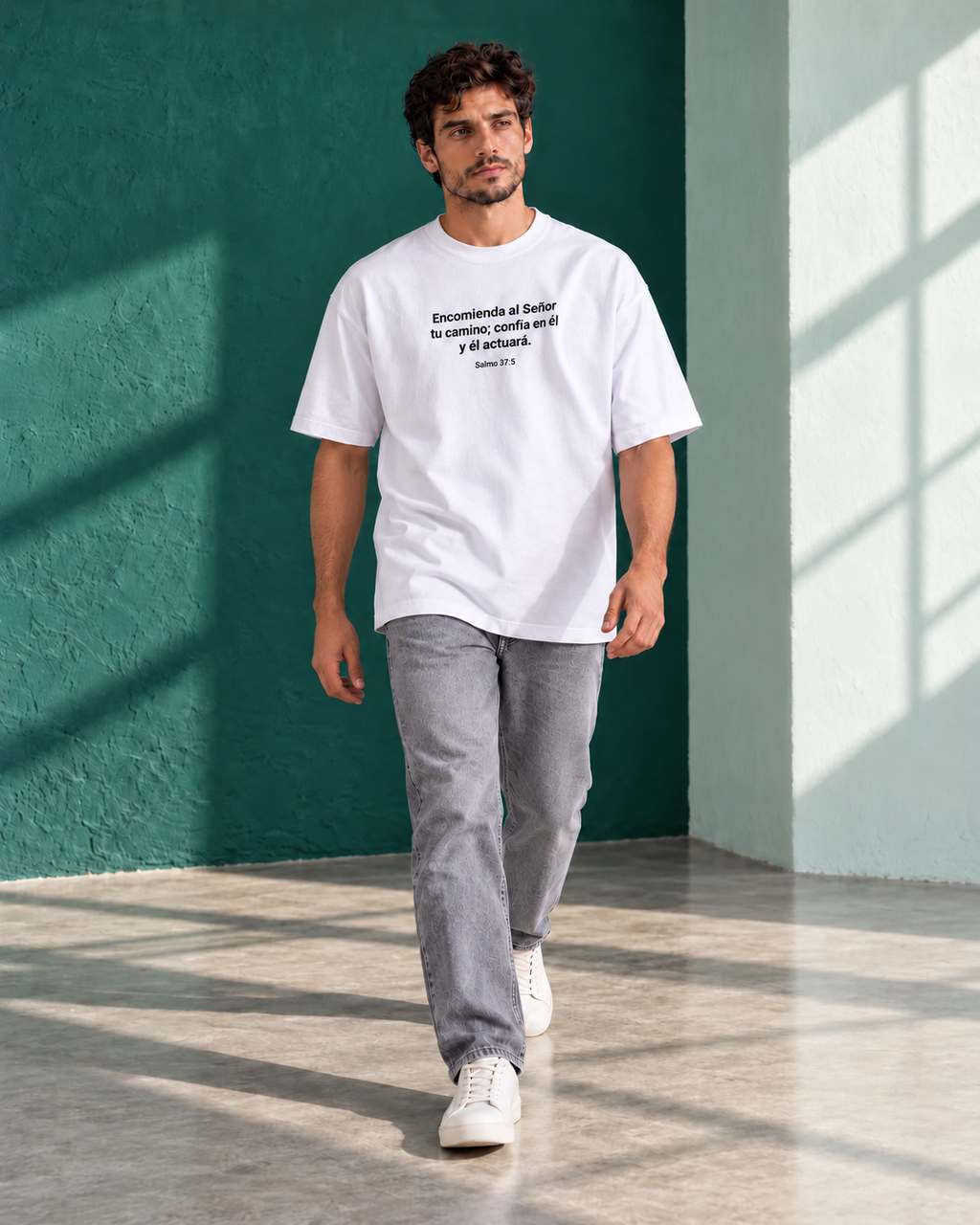 Remera Oversize "Encomienda al señor tu camino"