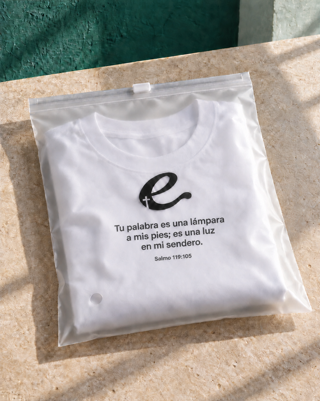 Remera Oversize "Tu palabra es una lampara a mis pies"