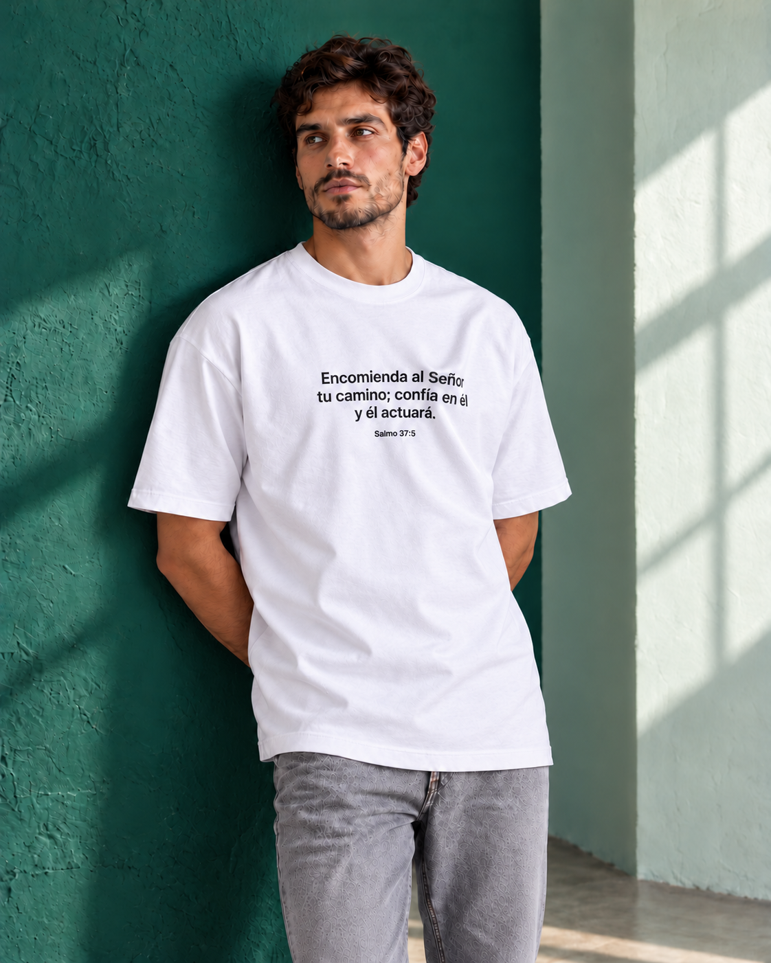 Remera Oversize "Encomienda al señor tu camino"