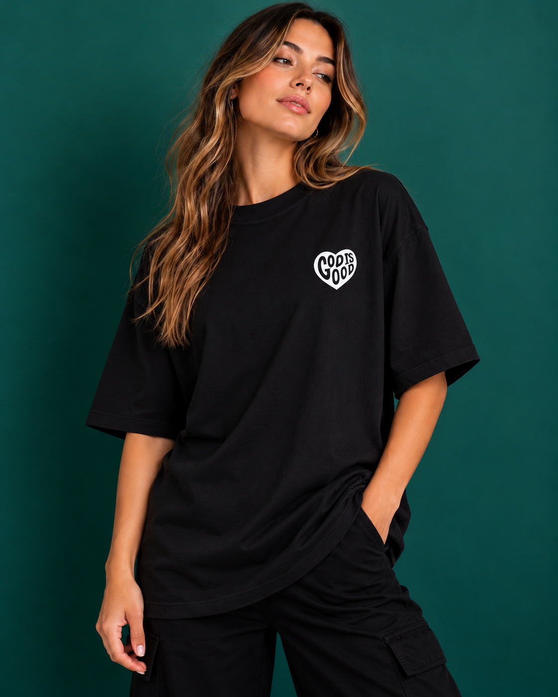 Remera Oversize "GOD IS GOOD"