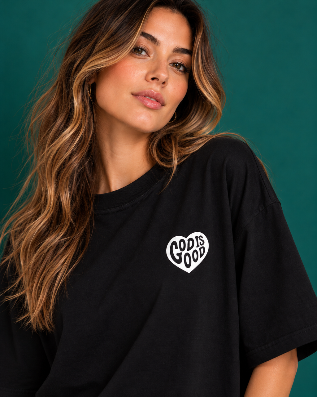 Remera Oversize "GOD IS GOOD"